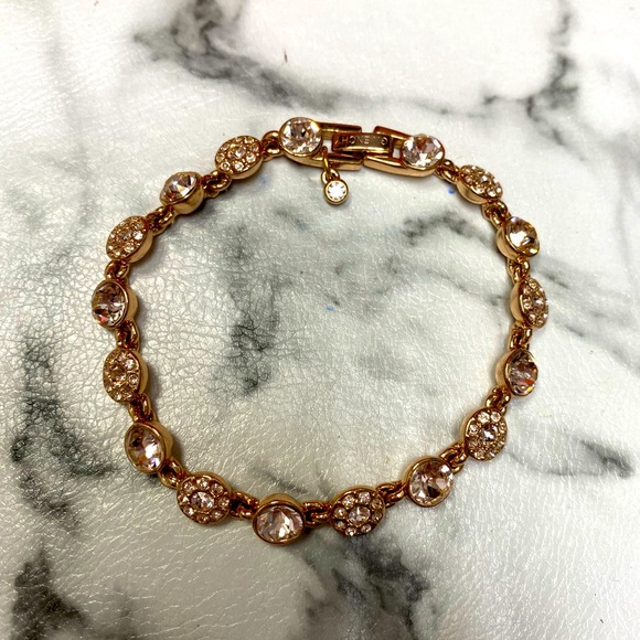 Givenchy Crystal Link Bracelet "LIVE SHOW TODAY" - Picture 2 of 5